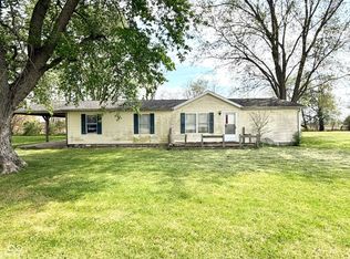 6886 S Mill Rd, Spiceland, IN 47385