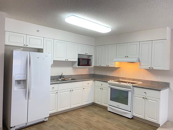 2nd image of 801 South St #Pkg-923