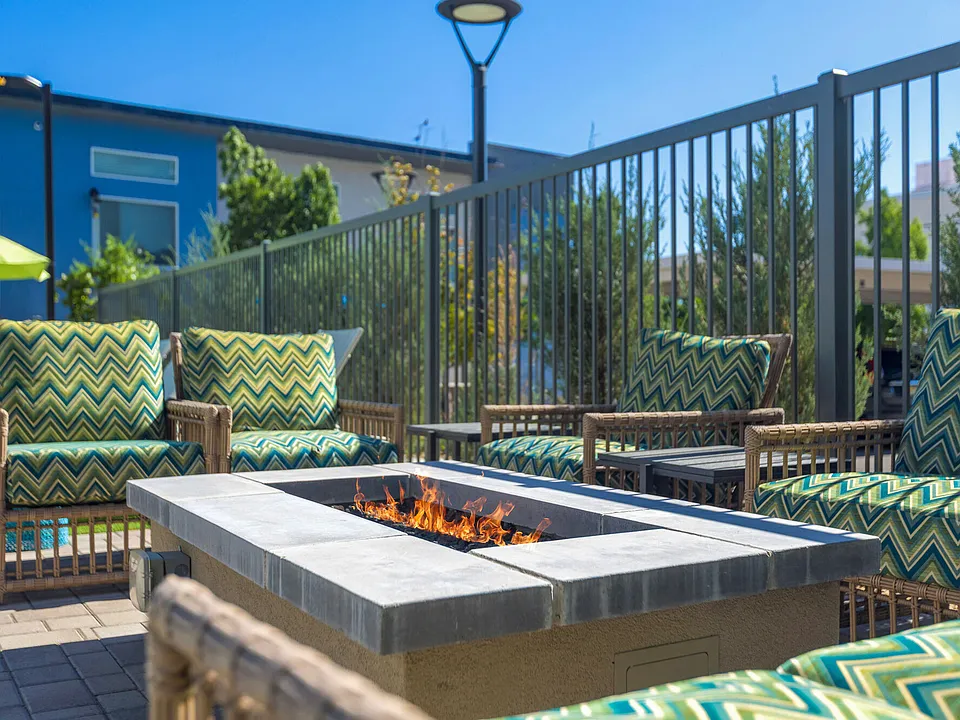 Broadstone Nob Hill apartments community photo