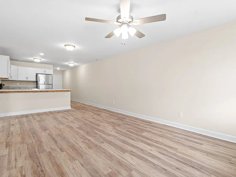 9540 Russellville Rd #B — Photo 1