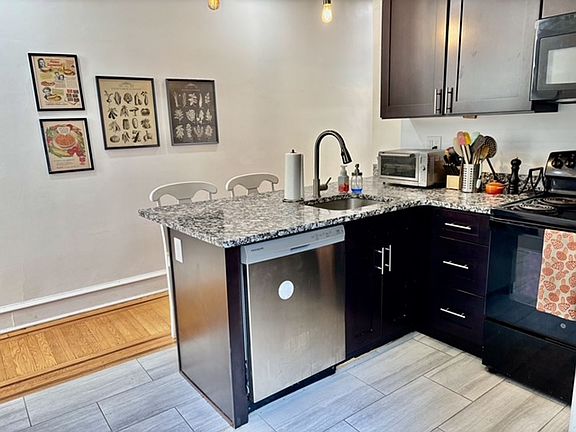 3rd image of 1807 S Broad St APT 3