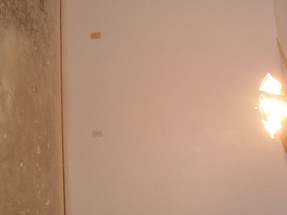 Master bedroom - New carpet to be installed soon