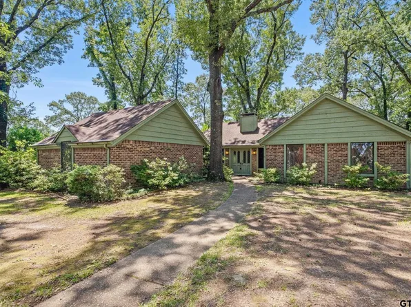 1206 Hampton Ln, Tyler, TX 75701