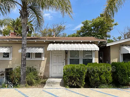 1214 S Escondido Blvd #2 Photo 1