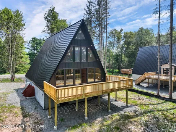 261 Lidio Rd, Blakeslee, PA 18610