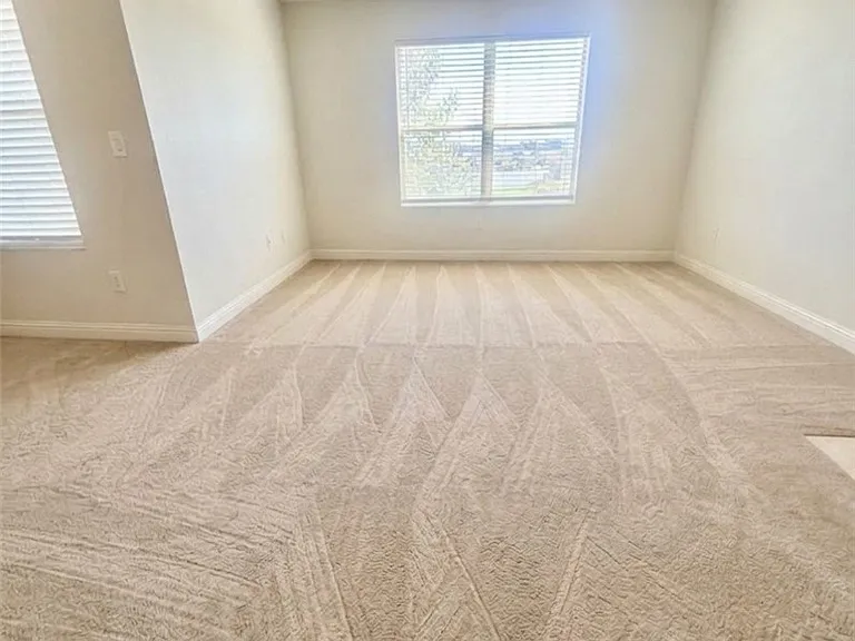 5055 W Hacienda Ave #2104 — Photo 2