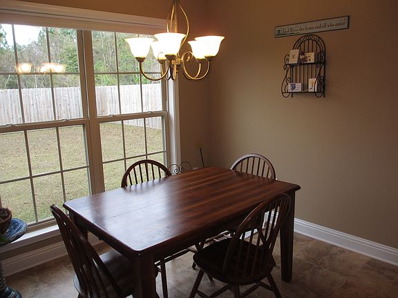 4th image of 44 Tantallon Dr