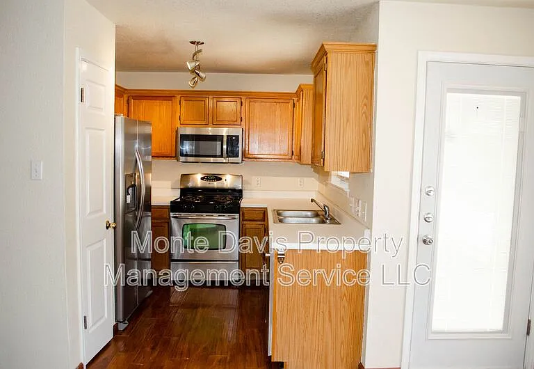 505 Shant St — Photo 3