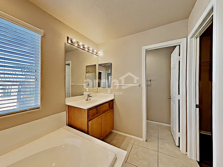 8116 Stonyford Ct — Photo 16