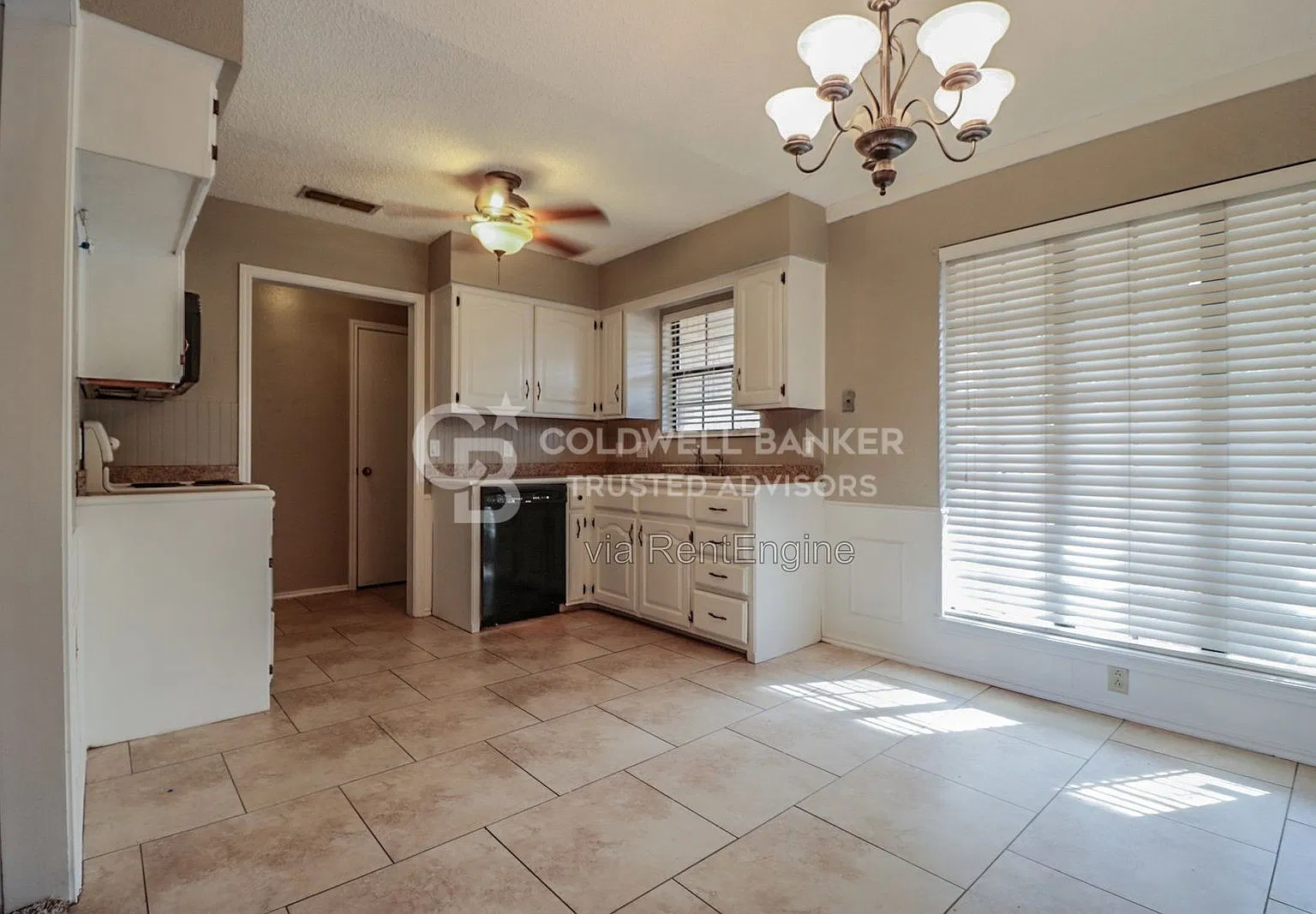 3 bed, 2.0 bath, 1603 sqft, $1,600 — Photo 4