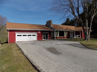 215 Silver Spring Ln, New Brighton, PA 15066