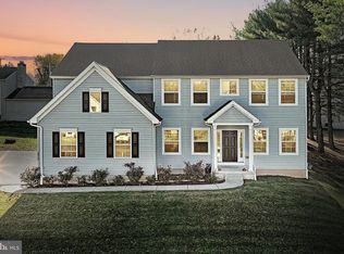 4010 Chapman Ct, Dover, PA 17315