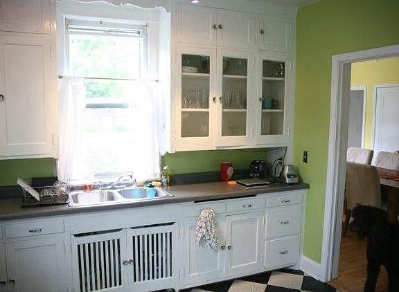 2nd image of 3149 James Ave S