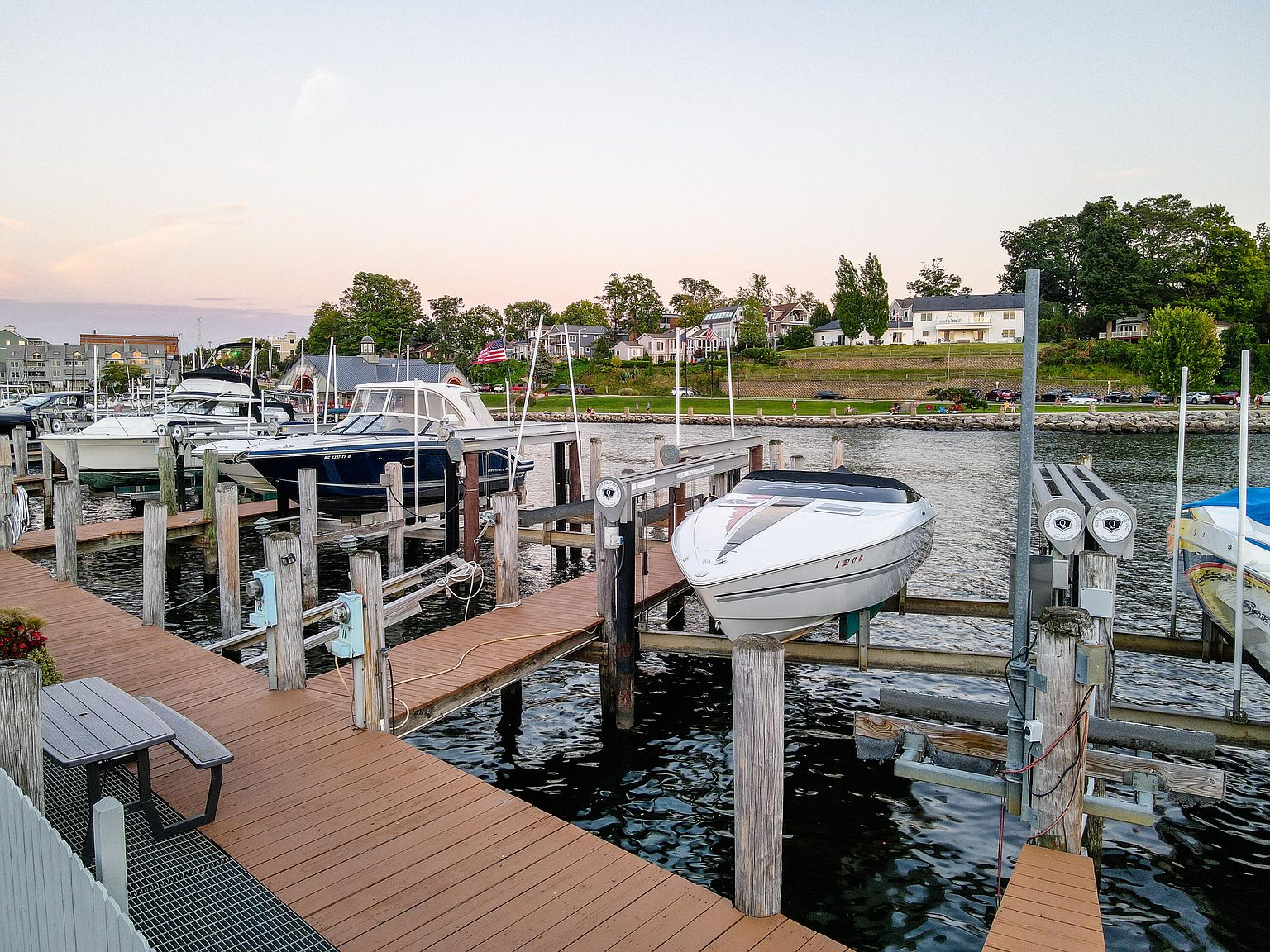 36 N North Shore Dr 11, South Haven, MI 49090 Zillow