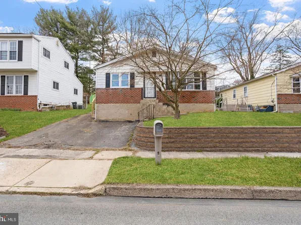 1422 Fitzwatertown Rd, Willow Grove, PA 19090