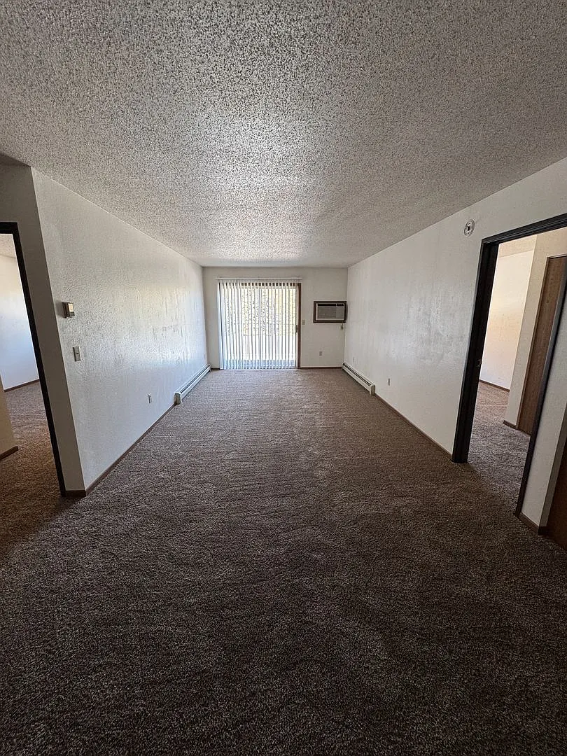 Southview Apartments — Photo 4