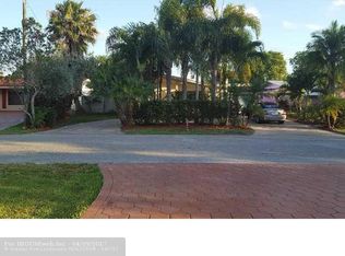 6740 Camelia Dr, Miramar, FL 33023