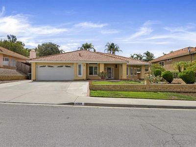 1329 Hinrichs Way, Escondido, CA, 92027