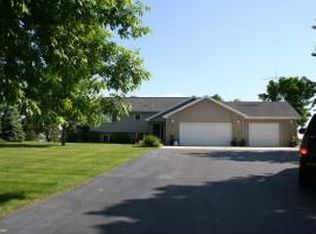 10131 Ida Oaks Rd, Pelican Rapids, MN 56572