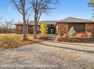 5611 Covey Run Dr, Edmond, OK 73034