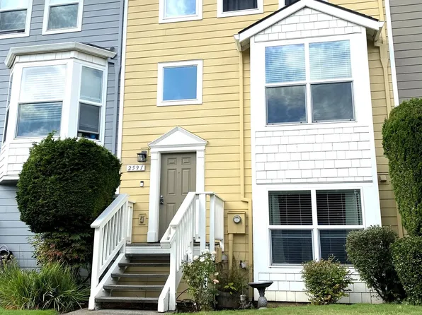 2591 NW 1st Dr, Gresham, OR 97080