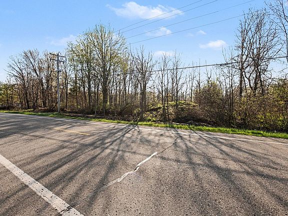 4th image of 2523 S Patterson Rd