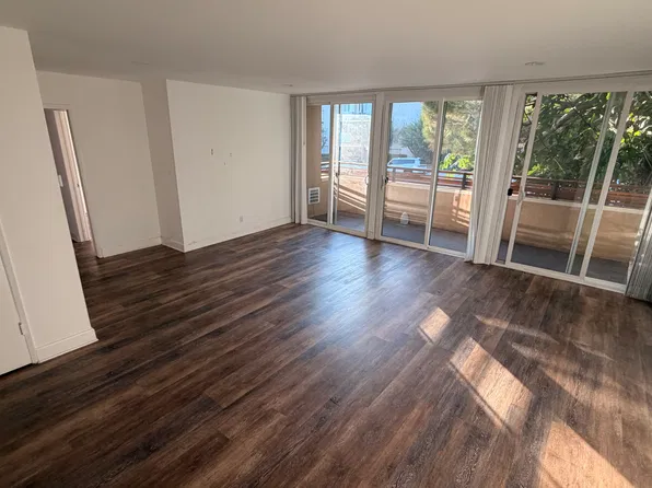 11956 Gorham Ave APT 1, Los Angeles, CA 90049