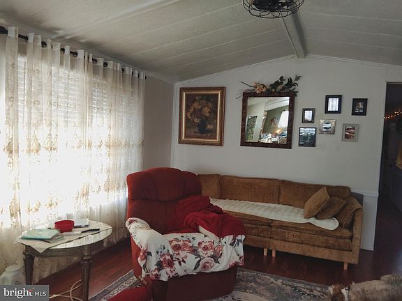 5th image of 8 Mason Dixon Ct