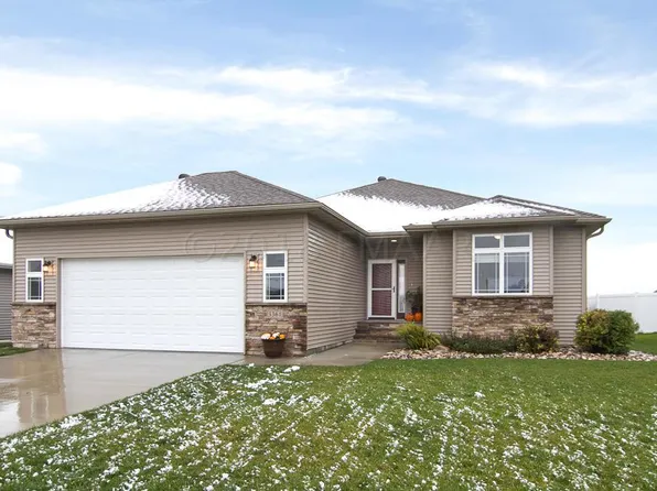 3361 24th St S, Moorhead, MN 56560