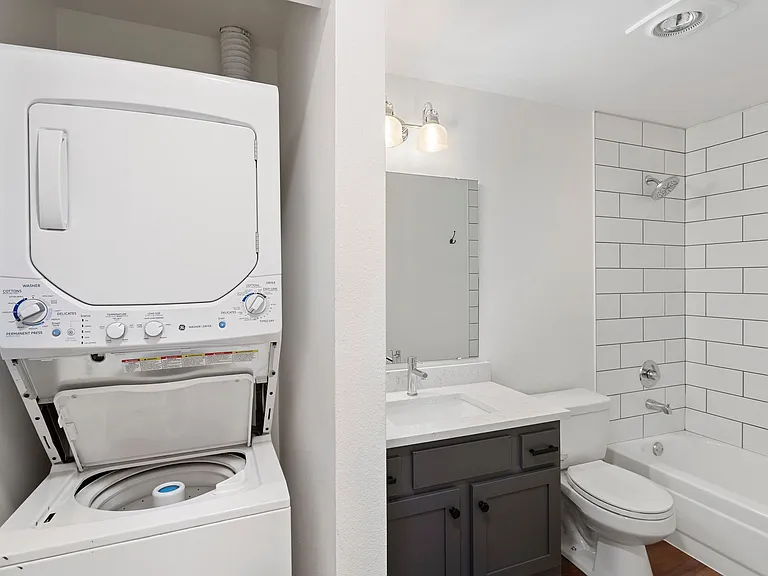 The Morgan $1000 Off First Month! — Photo 14