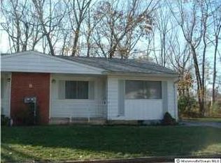 5 Missouri Dr, Whiting, NJ 08759