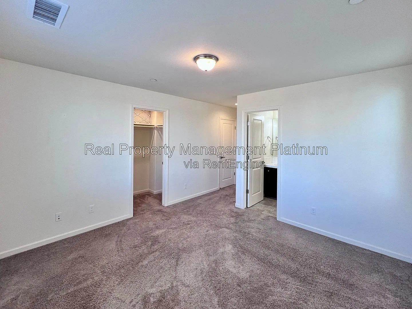 3 bed, 2.5 bath, 1392 sqft, $2,250 — Photo 4