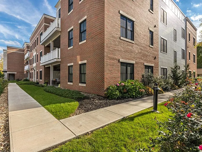 375 Market Street — Photo 16