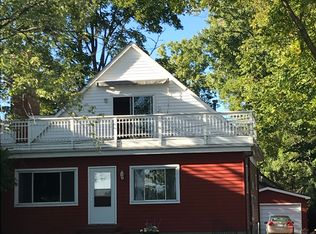 4960 Cooley Lake Rd, Waterford, MI 48327