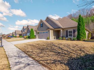 5445 Bungalow Cir, Hixson, TN 37343