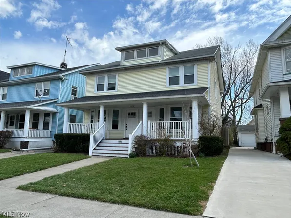 1305 W 106th St, Cleveland, OH 44102