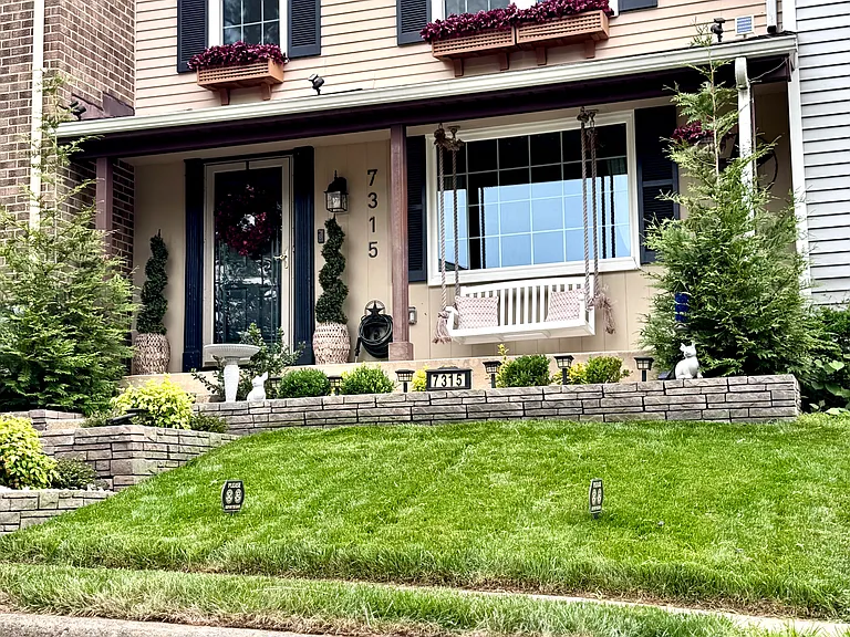 7315 Golden Horseshoe Ct — Photo 4