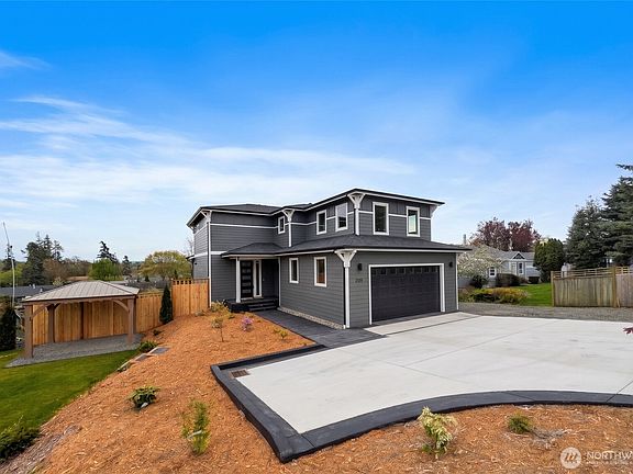 2nd image of 2273 Douglas Road