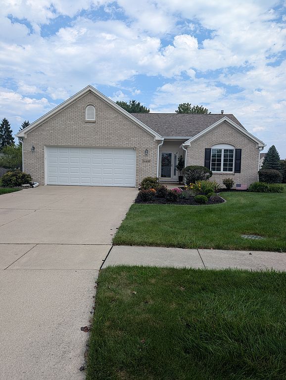26450 Wexford Rd E - Property Image