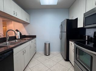 5 Plantation Dr APT 206, Vero Beach, FL 32966