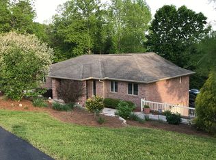 36 Lulaks Ln, Albany, KY 42602