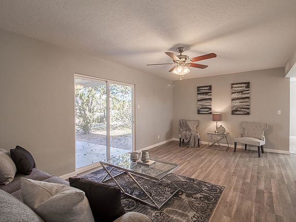 4th image of 5727 Fairfax Dr NW