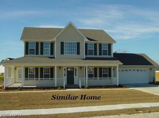 515 Quail Wood Cpe, Swansboro, NC 28584