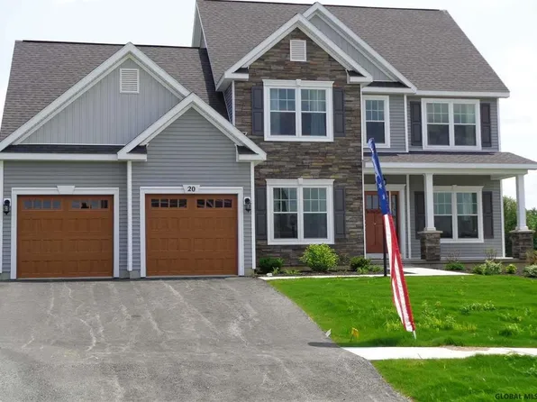 5 Hanna Court, Wynantskill, NY 12198