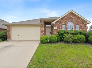 2120 Fresia Ln, Forney, TX 75126