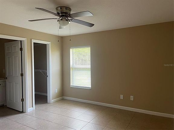 5th image of 15 Columbia Ln #B