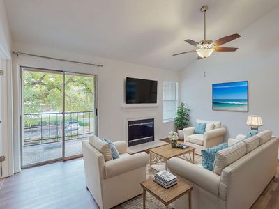 5300 Keller Springs Rd APT 2033, Dallas, TX, 75248