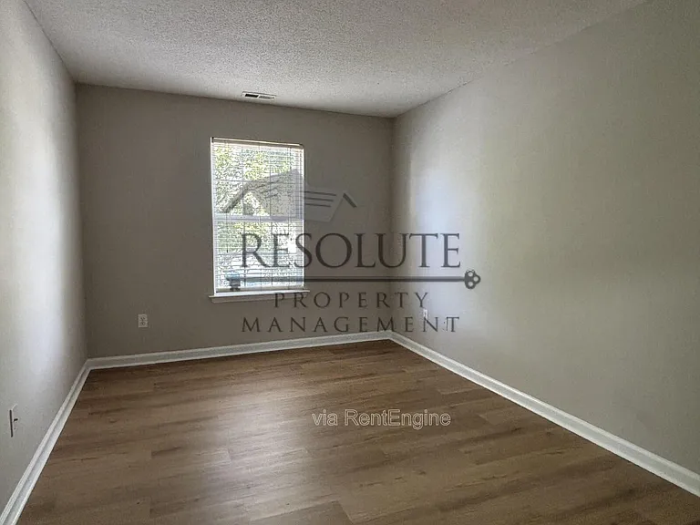 8650 Neuse Landing Ln #101 — Photo 9