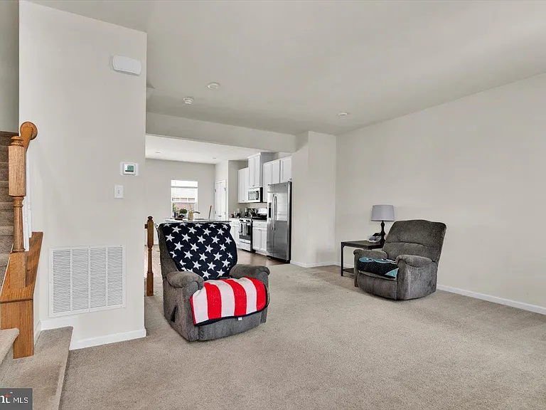 114 Freedom Way — Photo 14