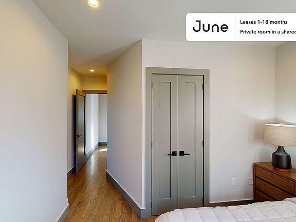 4th image of 1675 Lexington Ave #5-B